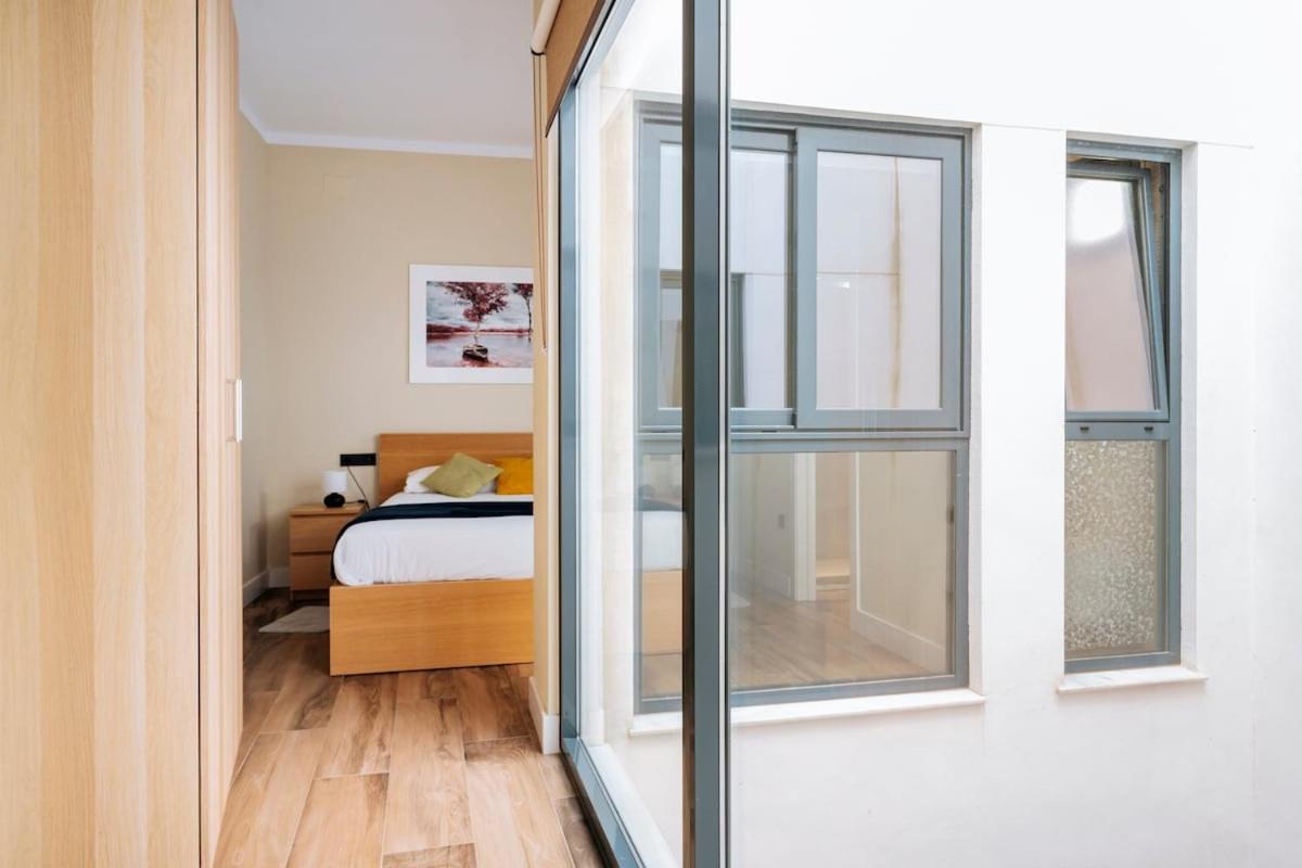 Deluxe Twobedroom Apartment Seville Downtown Exterior photo
